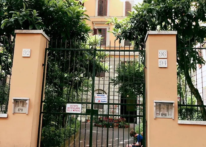 Sergio House