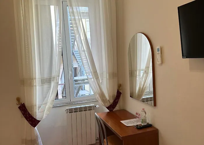 Sergio House 4*