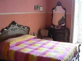 Sergio House Oda ve Kahvaltı